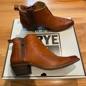 Frye Sacha Moto Shortie Boots